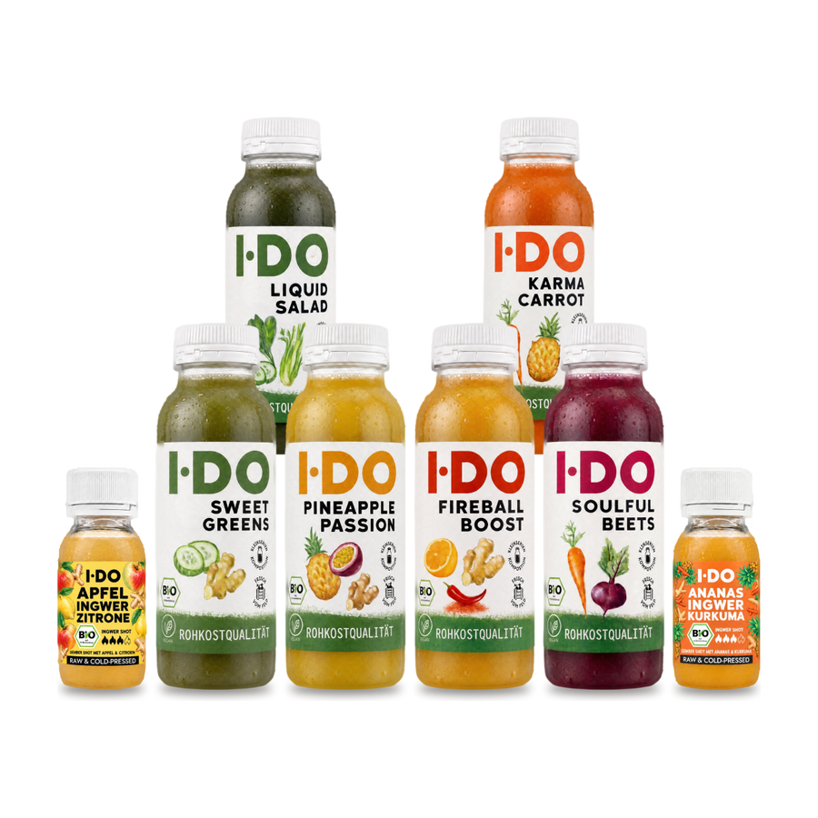 Bio Safttag von I·DO: sechs kaltgepresste Bio-Säfte und zwei Bio-Ingwer-Shots für einen Tag