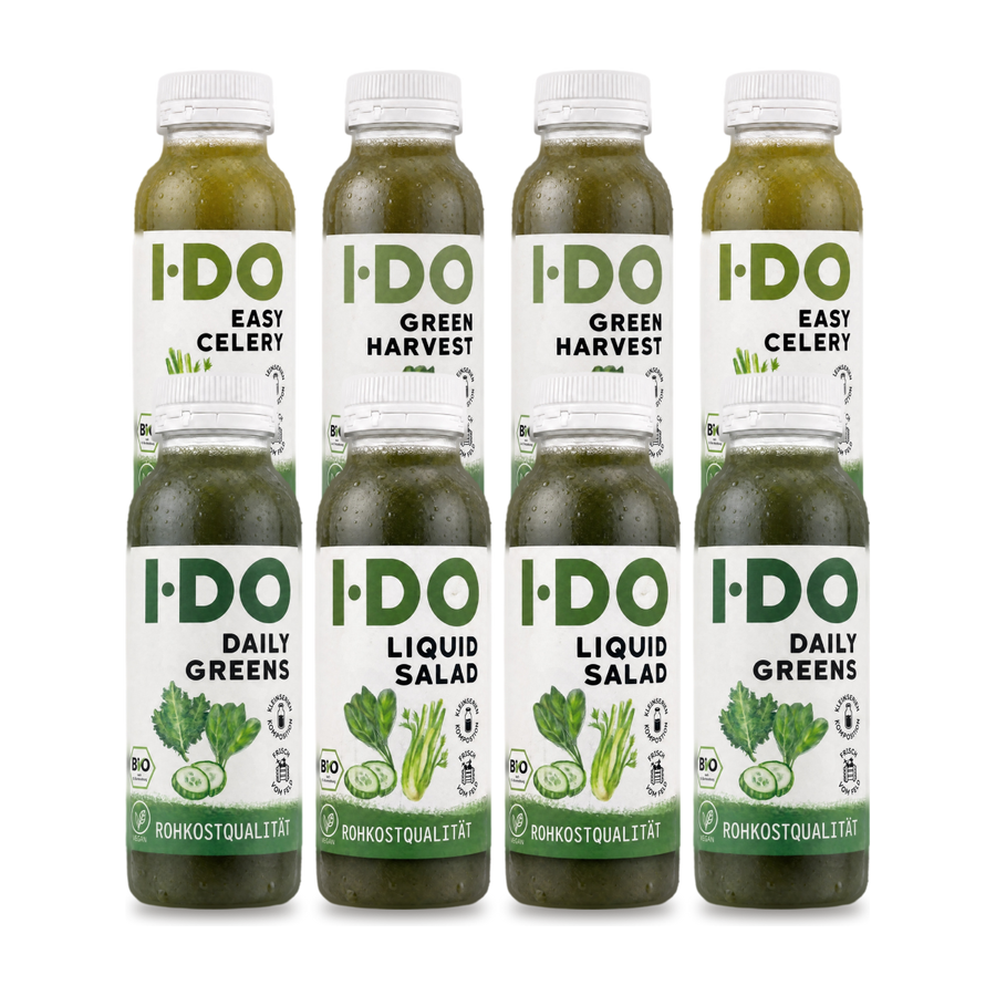 Simply Green Bio Saftkur von I·DO: acht grüne Bio-Säfte für einen Tag, je zweimal Daily Greens, Liquid Salad, Easy Celery und Green Harvest